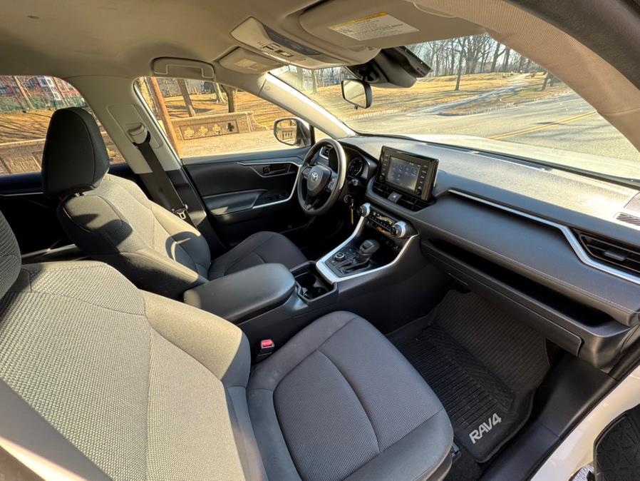 2019 Toyota RAV4 Hybrid LE AWD (Natl), available for sale in Jersey City, New Jersey | Zettes Auto Mall. Jersey City, New Jersey 2019 Toyota RAV4 Hybrid LE AWD (Natl), available for sale in Jersey City, New Jersey | Zettes Auto Mall. Jersey City, New Jersey