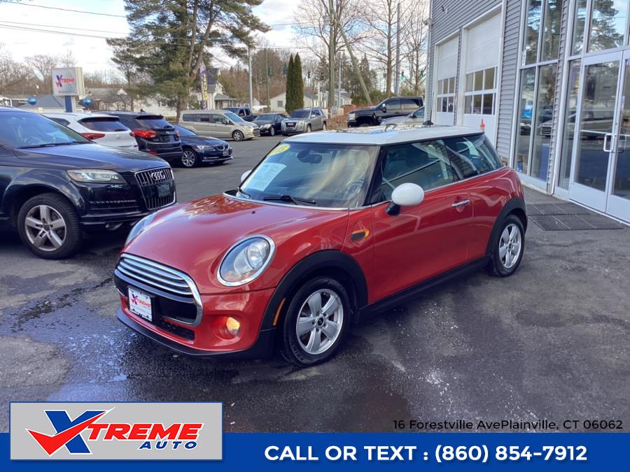 Used 2015 MINI Cooper Hardtop in Plainville, Connecticut | Xtreme Auto. Plainville, Connecticut