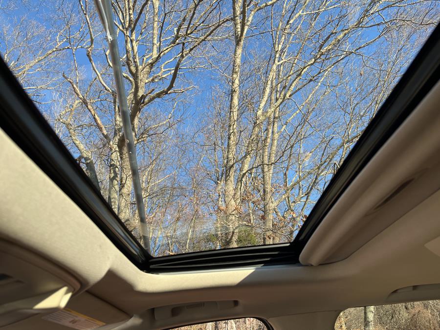 2018 Cadillac Escalade 4WD 4dr Luxury, available for sale in Old Saybrook, Connecticut | Saybrook Auto Barn. Old Saybrook, Connecticut 2018 Cadillac Escalade 4WD 4dr Luxury, available for sale in Old Saybrook, Connecticut | Saybrook Auto Barn. Old Saybrook, Connecticut