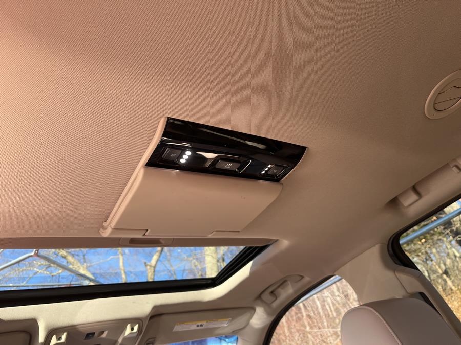 2018 Cadillac Escalade 4WD 4dr Luxury, available for sale in Old Saybrook, Connecticut | Saybrook Auto Barn. Old Saybrook, Connecticut 2018 Cadillac Escalade 4WD 4dr Luxury, available for sale in Old Saybrook, Connecticut | Saybrook Auto Barn. Old Saybrook, Connecticut