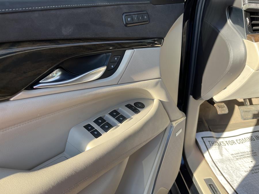 2018 Cadillac Escalade 4WD 4dr Luxury, available for sale in Old Saybrook, Connecticut | Saybrook Auto Barn. Old Saybrook, Connecticut 2018 Cadillac Escalade 4WD 4dr Luxury, available for sale in Old Saybrook, Connecticut | Saybrook Auto Barn. Old Saybrook, Connecticut