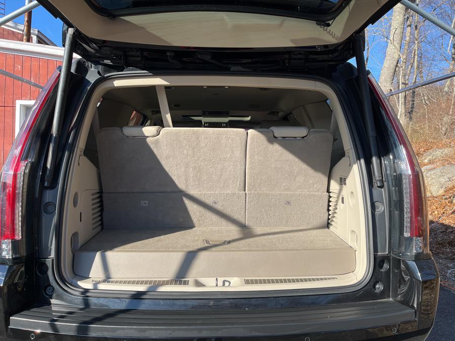 2018 Cadillac Escalade 4WD 4dr Luxury, available for sale in Old Saybrook, Connecticut | Saybrook Auto Barn. Old Saybrook, Connecticut 2018 Cadillac Escalade 4WD 4dr Luxury, available for sale in Old Saybrook, Connecticut | Saybrook Auto Barn. Old Saybrook, Connecticut