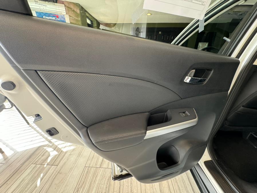 2016 Honda CR-V AWD 5dr EX-L w/Navi, available for sale in West Hartford, Connecticut | AutoMax. West Hartford, Connecticut 2016 Honda CR-V AWD 5dr EX-L w/Navi, available for sale in West Hartford, Connecticut | AutoMax. West Hartford, Connecticut