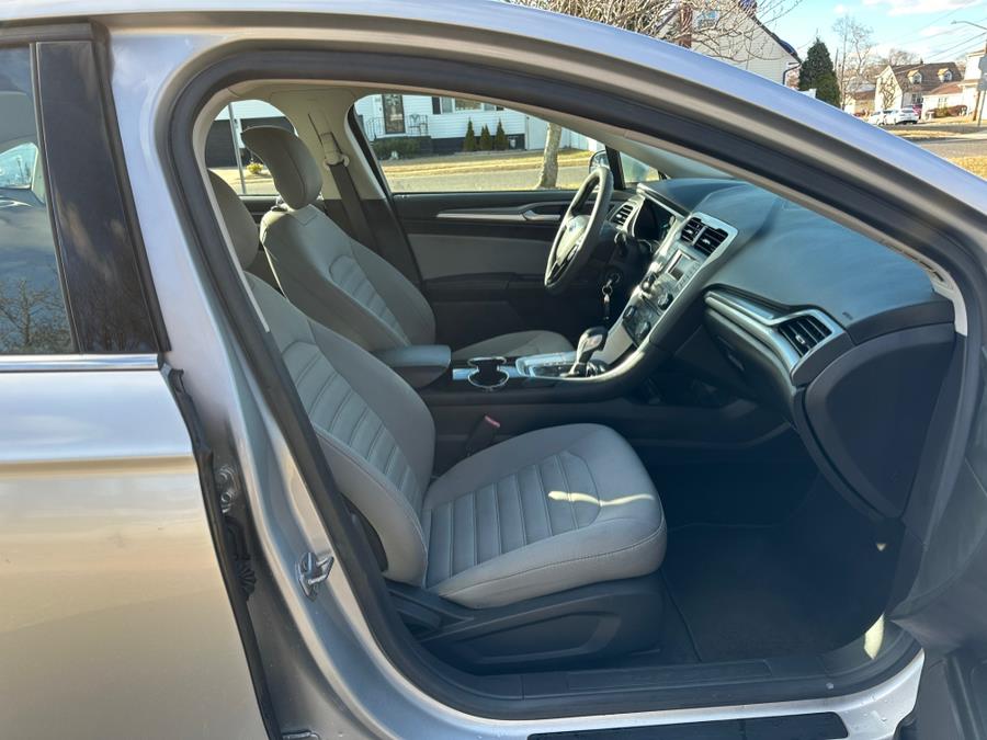 2014 Ford Fusion 4dr Sdn S FWD, available for sale in Copiague, New York | Great Deal Motors. Copiague, New York 2014 Ford Fusion 4dr Sdn S FWD, available for sale in Copiague, New York | Great Deal Motors. Copiague, New York