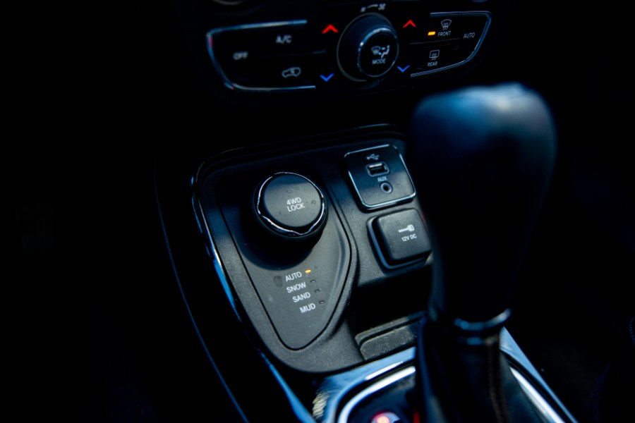 2018 Jeep Compass Limited 4x4, available for sale in Newark, New Jersey | Champion Of Newark. Newark, New Jersey 2018 Jeep Compass Limited 4x4, available for sale in Newark, New Jersey | Champion Of Newark. Newark, New Jersey