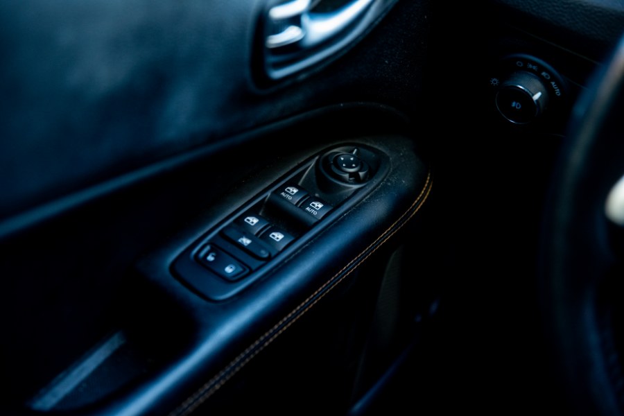 2018 Jeep Compass Limited 4x4, available for sale in Newark, New Jersey | Champion Of Newark. Newark, New Jersey 2018 Jeep Compass Limited 4x4, available for sale in Newark, New Jersey | Champion Of Newark. Newark, New Jersey