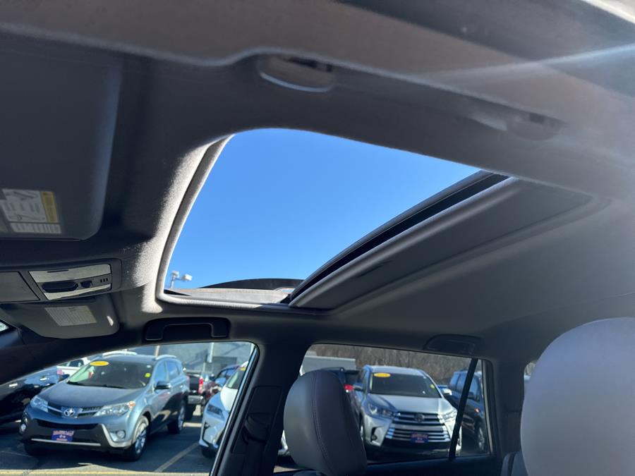 2009 Toyota RAV4 4WD 4dr Limited, available for sale in Waterbury, Connecticut | National Auto Brokers, Inc.. Waterbury, Connecticut 2009 Toyota RAV4 4WD 4dr Limited, available for sale in Waterbury, Connecticut | National Auto Brokers, Inc.. Waterbury, Connecticut