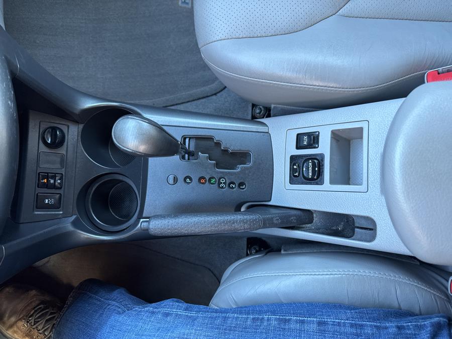 2009 Toyota RAV4 4WD 4dr Limited, available for sale in Waterbury, Connecticut | National Auto Brokers, Inc.. Waterbury, Connecticut 2009 Toyota RAV4 4WD 4dr Limited, available for sale in Waterbury, Connecticut | National Auto Brokers, Inc.. Waterbury, Connecticut