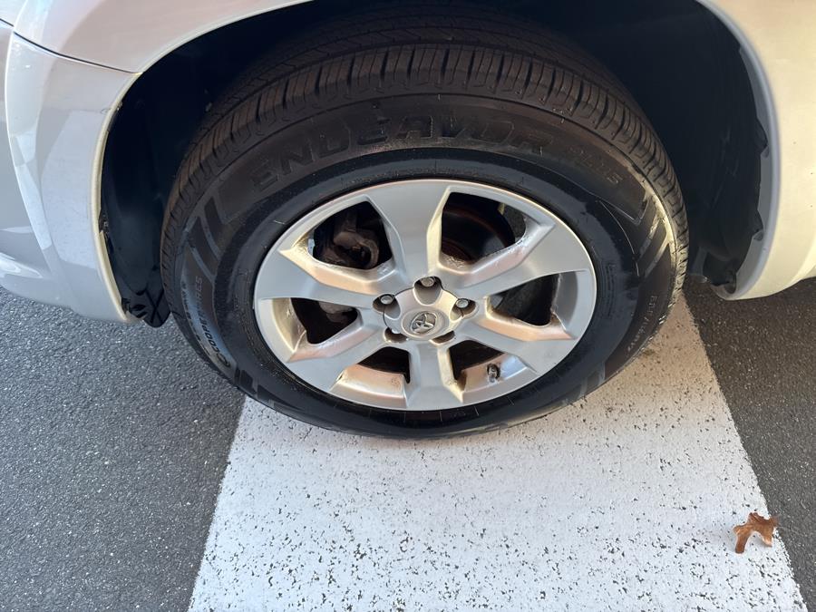 2009 Toyota RAV4 4WD 4dr Limited, available for sale in Waterbury, Connecticut | National Auto Brokers, Inc.. Waterbury, Connecticut 2009 Toyota RAV4 4WD 4dr Limited, available for sale in Waterbury, Connecticut | National Auto Brokers, Inc.. Waterbury, Connecticut