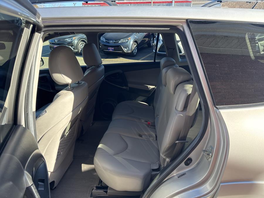 2009 Toyota RAV4 4WD 4dr Limited, available for sale in Waterbury, Connecticut | National Auto Brokers, Inc.. Waterbury, Connecticut 2009 Toyota RAV4 4WD 4dr Limited, available for sale in Waterbury, Connecticut | National Auto Brokers, Inc.. Waterbury, Connecticut