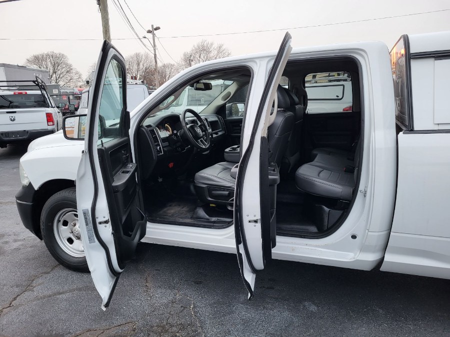 2019 Ram 1500 Classic LONG BED W CAP Tradesman 4x2 / CAP, available for sale in COPIAGUE, New York | Warwick Auto Sales Inc. COPIAGUE, New York 2019 Ram 1500 Classic LONG BED W CAP Tradesman 4x2 / CAP, available for sale in COPIAGUE, New York | Warwick Auto Sales Inc. COPIAGUE, New York