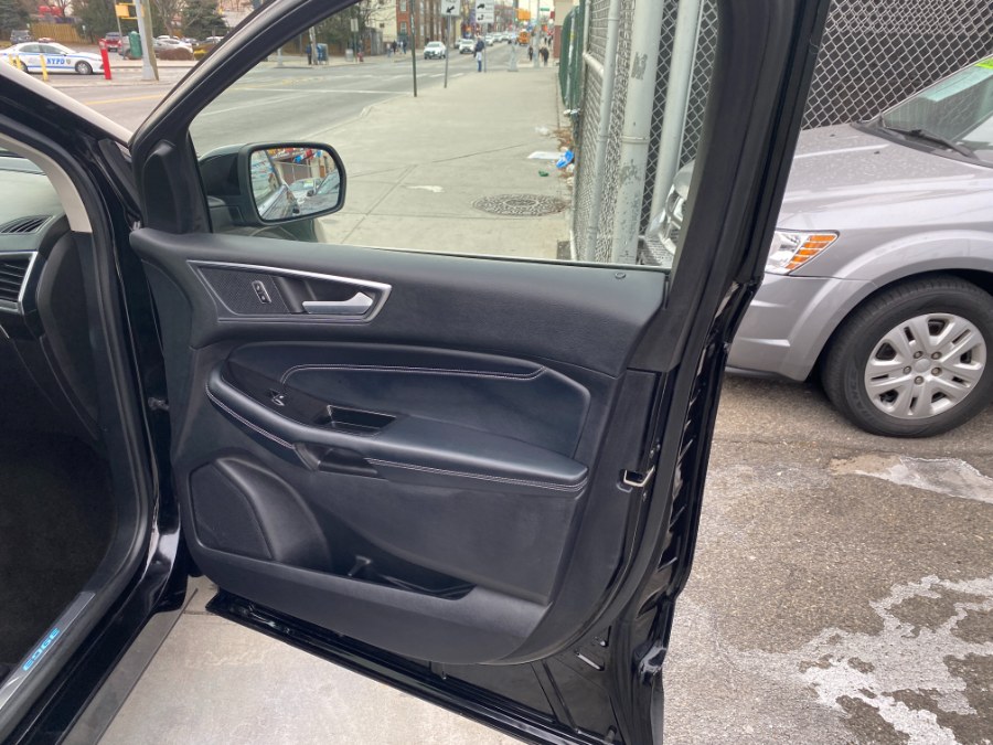 2018 Ford Edge Titanium AWD, available for sale in Middle Village, New York | Middle Village Motors . Middle Village, New York 2018 Ford Edge Titanium AWD, available for sale in Middle Village, New York | Middle Village Motors . Middle Village, New York