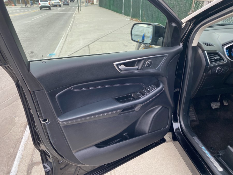 2018 Ford Edge Titanium AWD, available for sale in Middle Village, New York | Middle Village Motors . Middle Village, New York 2018 Ford Edge Titanium AWD, available for sale in Middle Village, New York | Middle Village Motors . Middle Village, New York