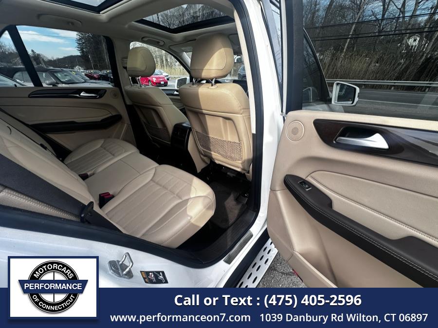 2017 Mercedes-Benz GLE GLE 350 4MATIC SUV, available for sale in Wilton, Connecticut | Performance Motor Cars Of Connecticut LLC. Wilton, Connecticut 2017 Mercedes-Benz GLE GLE 350 4MATIC SUV, available for sale in Wilton, Connecticut | Performance Motor Cars Of Connecticut LLC. Wilton, Connecticut