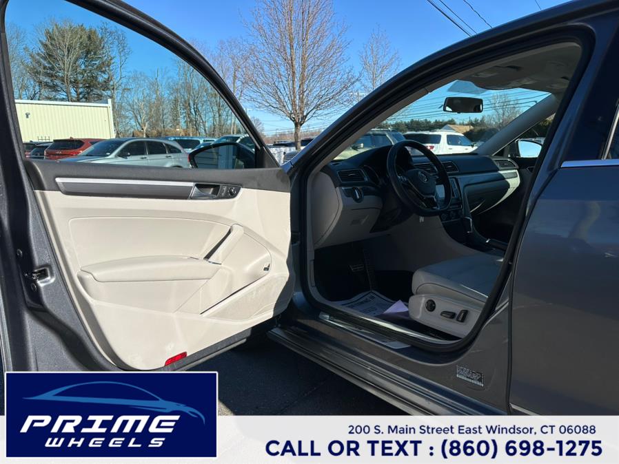 2016 Volkswagen Passat 4dr Sdn 1.8T Auto R-Line PZEV, available for sale in East Windsor, Connecticut | Prime Wheels. East Windsor, Connecticut 2016 Volkswagen Passat 4dr Sdn 1.8T Auto R-Line PZEV, available for sale in East Windsor, Connecticut | Prime Wheels. East Windsor, Connecticut
