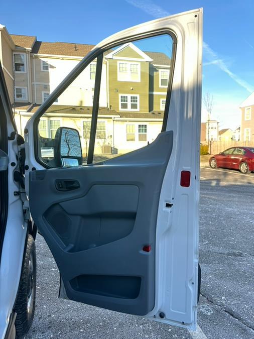 2018 Ford Transit Chassis T-250 SRW 138" WB 9000 GVWR FLATBED, available for sale in Paterson, New Jersey | Speedway Motors LLC. Paterson, New Jersey 2018 Ford Transit Chassis T-250 SRW 138" WB 9000 GVWR FLATBED, available for sale in Paterson, New Jersey | Speedway Motors LLC. Paterson, New Jersey