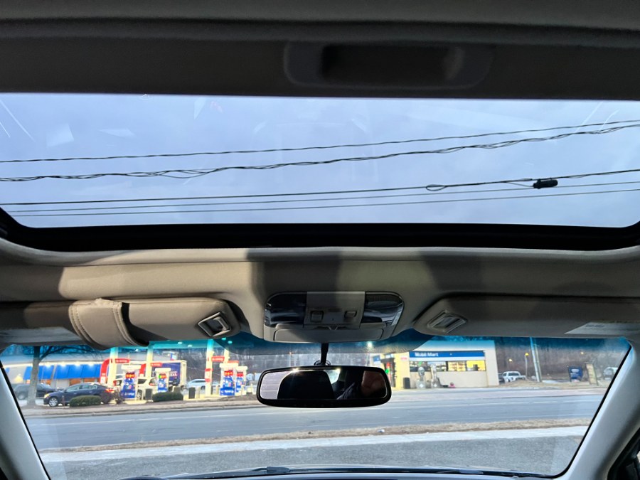 2014 Subaru Outback 4dr Wgn H4 Auto 2.5i Premium, available for sale in Hartford , Connecticut | Ledyard Auto Sale LLC. Hartford , Connecticut 2014 Subaru Outback 4dr Wgn H4 Auto 2.5i Premium, available for sale in Hartford , Connecticut | Ledyard Auto Sale LLC. Hartford , Connecticut