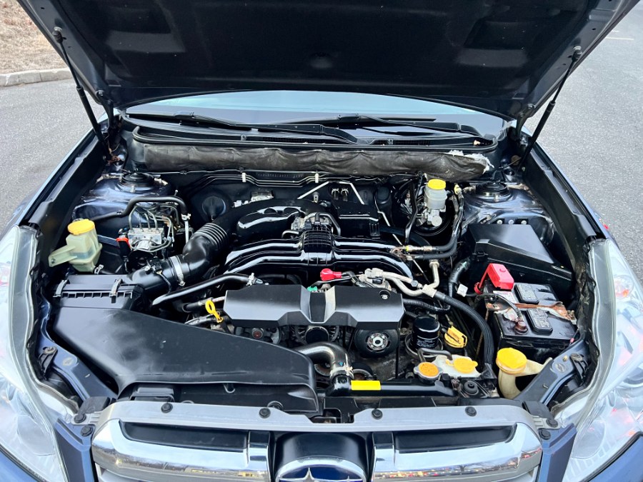 2014 Subaru Outback 4dr Wgn H4 Auto 2.5i Premium, available for sale in Hartford , Connecticut | Ledyard Auto Sale LLC. Hartford , Connecticut 2014 Subaru Outback 4dr Wgn H4 Auto 2.5i Premium, available for sale in Hartford , Connecticut | Ledyard Auto Sale LLC. Hartford , Connecticut