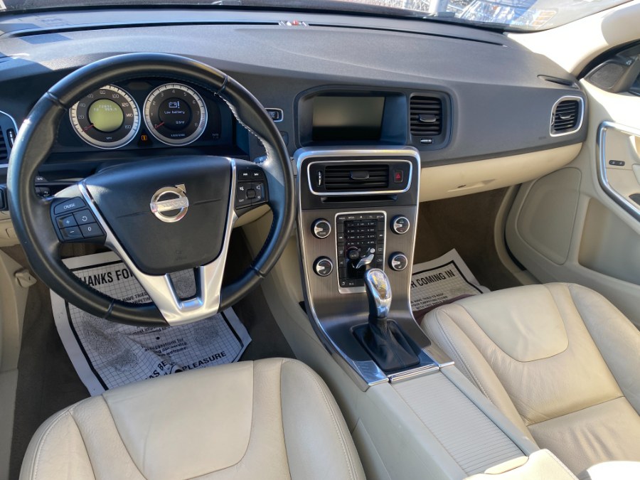 2013 Volvo S60 4dr Sdn T5 AWD, available for sale in Middle Village, New York | Middle Village Motors . Middle Village, New York 2013 Volvo S60 4dr Sdn T5 AWD, available for sale in Middle Village, New York | Middle Village Motors . Middle Village, New York