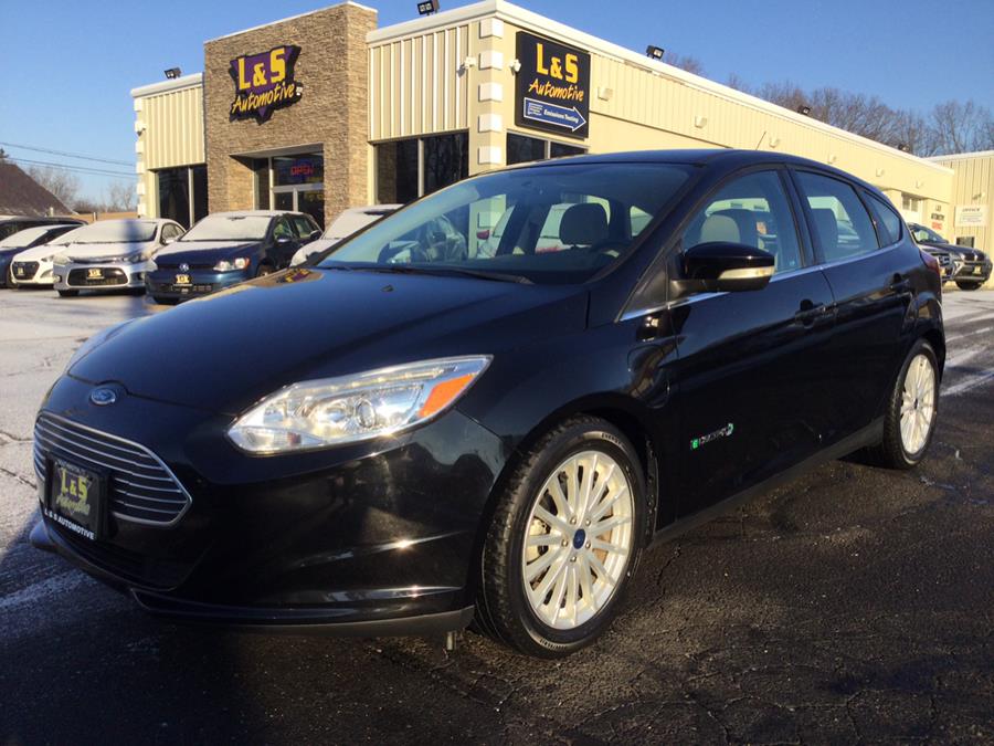 Used 2017 Ford Focus in Plantsville, Connecticut | L&S Automotive LLC. Plantsville, Connecticut