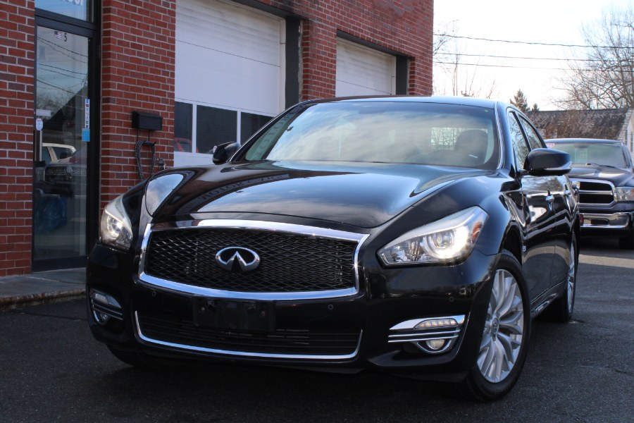 Used Infiniti Q70L 4dr Sdn V6 AWD L 2015 | Longmeadow Motor Cars. ENFIELD, Connecticut