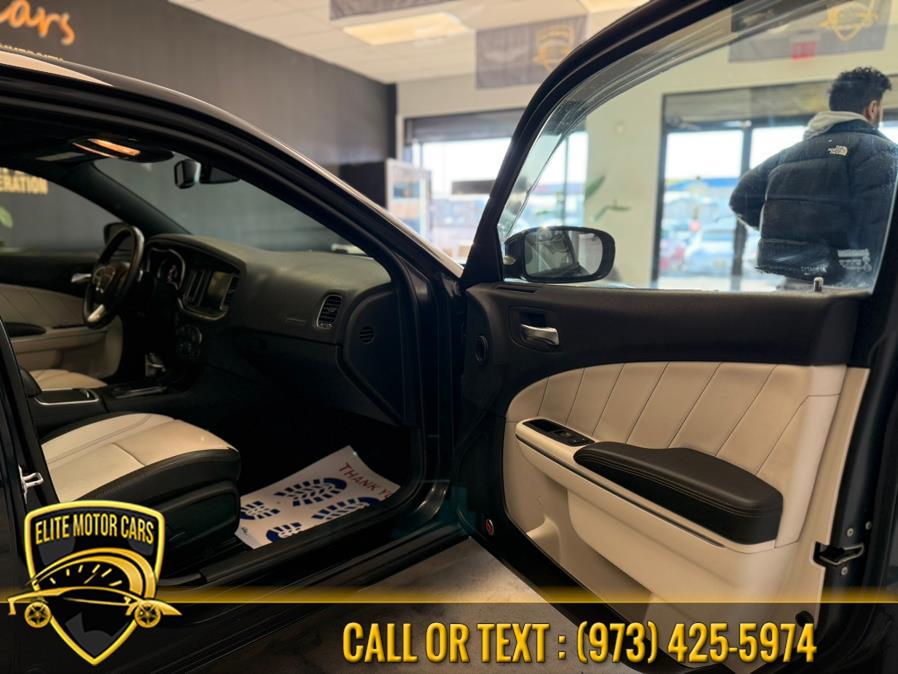 2015 Dodge Charger 4dr Sdn SXT, available for sale in Newark, New Jersey | Elite Motor Cars. Newark, New Jersey 2015 Dodge Charger 4dr Sdn SXT, available for sale in Newark, New Jersey | Elite Motor Cars. Newark, New Jersey