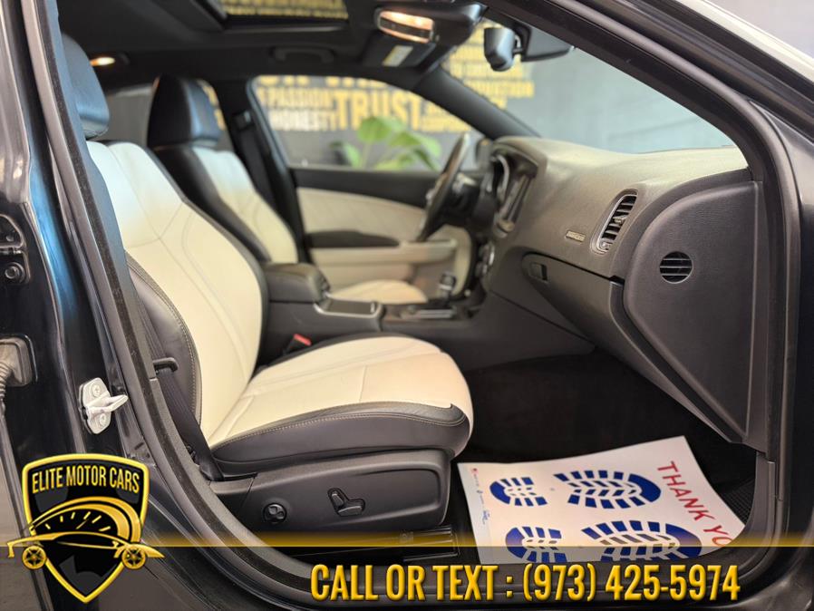 2015 Dodge Charger 4dr Sdn SXT, available for sale in Newark, New Jersey | Elite Motor Cars. Newark, New Jersey 2015 Dodge Charger 4dr Sdn SXT, available for sale in Newark, New Jersey | Elite Motor Cars. Newark, New Jersey