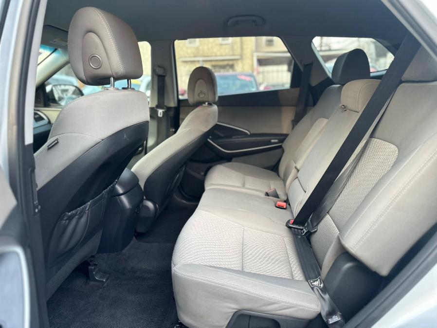 2019 Hyundai Santa Fe Xl SE AWD 4dr Crossover, available for sale in Irvington, New Jersey | Best Cars R Us. Irvington, New Jersey 2019 Hyundai Santa Fe Xl SE AWD 4dr Crossover, available for sale in Irvington, New Jersey | Best Cars R Us. Irvington, New Jersey