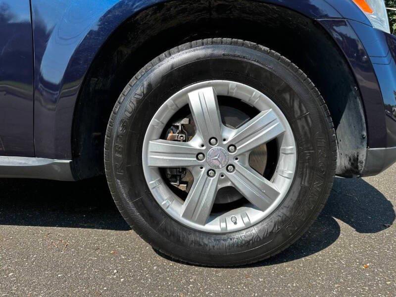 2008 Mercedes-benz Gl-class GL 450 4MATIC AWD 4dr SUV, available for sale in Hempstead, New York | VIP Auto Credit Express. Hempstead, New York 2008 Mercedes-benz Gl-class GL 450 4MATIC AWD 4dr SUV, available for sale in Hempstead, New York | VIP Auto Credit Express. Hempstead, New York