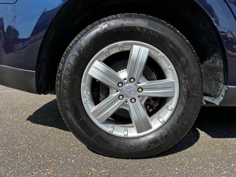 2008 Mercedes-benz Gl-class GL 450 4MATIC AWD 4dr SUV, available for sale in Hempstead, New York | VIP Auto Credit Express. Hempstead, New York 2008 Mercedes-benz Gl-class GL 450 4MATIC AWD 4dr SUV, available for sale in Hempstead, New York | VIP Auto Credit Express. Hempstead, New York