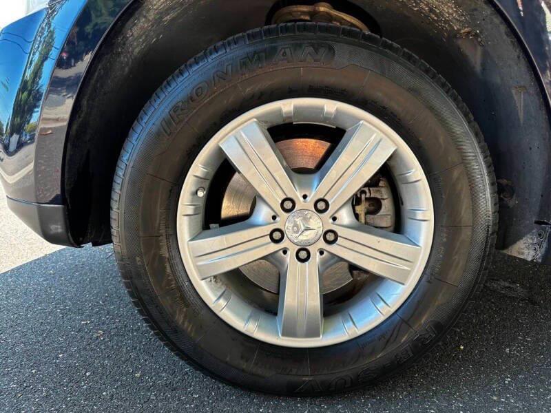 2008 Mercedes-benz Gl-class GL 450 4MATIC AWD 4dr SUV, available for sale in Hempstead, New York | VIP Auto Credit Express. Hempstead, New York 2008 Mercedes-benz Gl-class GL 450 4MATIC AWD 4dr SUV, available for sale in Hempstead, New York | VIP Auto Credit Express. Hempstead, New York