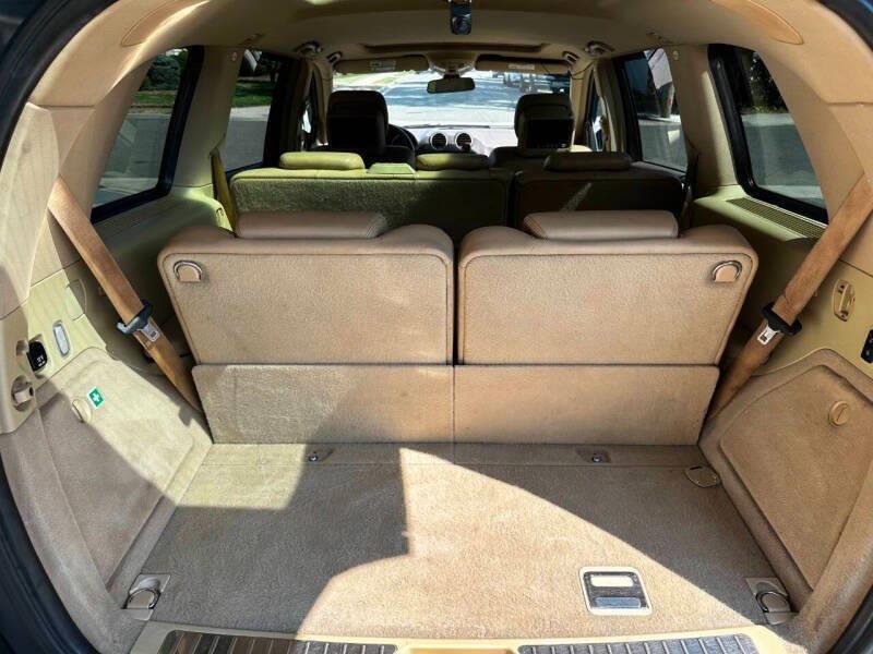 2008 Mercedes-benz Gl-class GL 450 4MATIC AWD 4dr SUV, available for sale in Hempstead, New York | VIP Auto Credit Express. Hempstead, New York 2008 Mercedes-benz Gl-class GL 450 4MATIC AWD 4dr SUV, available for sale in Hempstead, New York | VIP Auto Credit Express. Hempstead, New York
