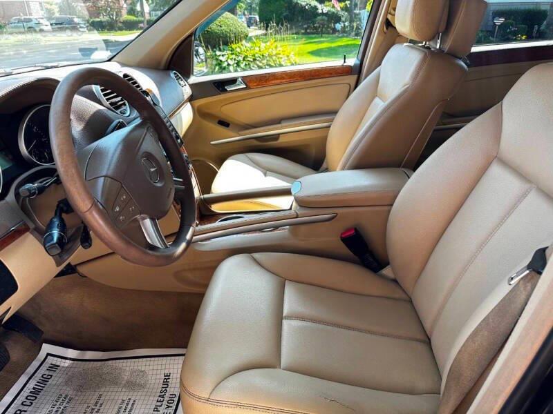 2008 Mercedes-benz Gl-class GL 450 4MATIC AWD 4dr SUV, available for sale in Hempstead, New York | VIP Auto Credit Express. Hempstead, New York 2008 Mercedes-benz Gl-class GL 450 4MATIC AWD 4dr SUV, available for sale in Hempstead, New York | VIP Auto Credit Express. Hempstead, New York