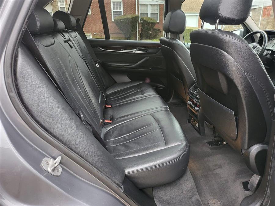 2015 BMW X5 xDrive35i AWD 4dr SUV, available for sale in Hempstead, New York | VIP Auto Credit Express. Hempstead, New York 2015 BMW X5 xDrive35i AWD 4dr SUV, available for sale in Hempstead, New York | VIP Auto Credit Express. Hempstead, New York