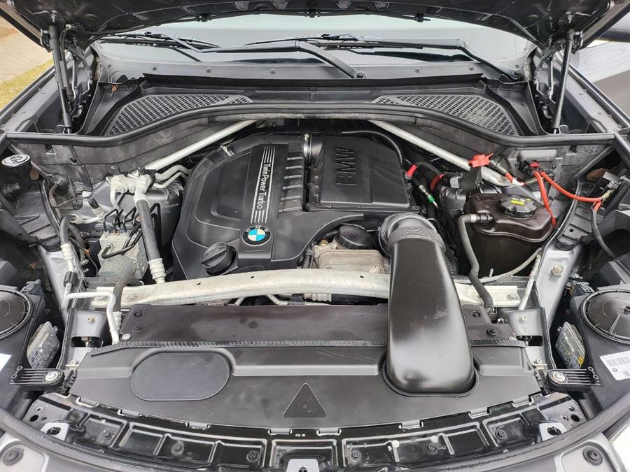 2015 BMW X5 xDrive35i AWD 4dr SUV, available for sale in Hempstead, New York | VIP Auto Credit Express. Hempstead, New York 2015 BMW X5 xDrive35i AWD 4dr SUV, available for sale in Hempstead, New York | VIP Auto Credit Express. Hempstead, New York