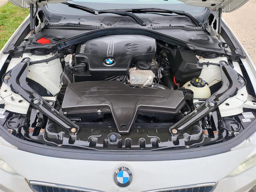 2014 BMW 4 Series 428i xDrive AWD 2dr Convertible SULEV, available for sale in Hempstead, New York | VIP Auto Credit Express. Hempstead, New York 2014 BMW 4 Series 428i xDrive AWD 2dr Convertible SULEV, available for sale in Hempstead, New York | VIP Auto Credit Express. Hempstead, New York