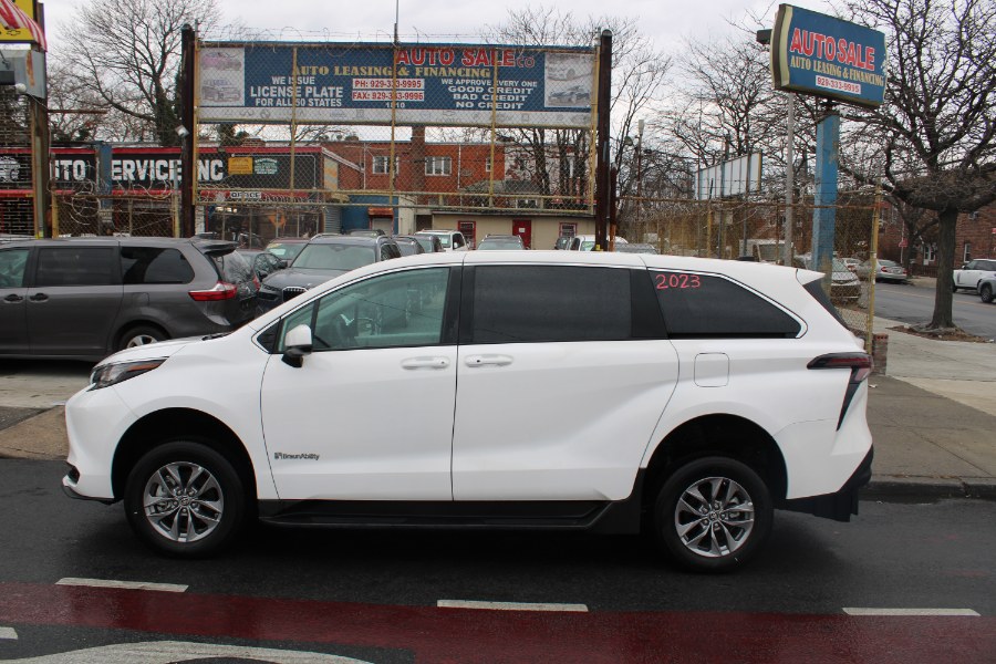 2023 Toyota Sienna LE FWD 8-Passenger (Natl), available for sale in BROOKLYN, New York | Deals on Wheels International Auto. BROOKLYN, New York 2023 Toyota Sienna LE FWD 8-Passenger (Natl), available for sale in BROOKLYN, New York | Deals on Wheels International Auto. BROOKLYN, New York