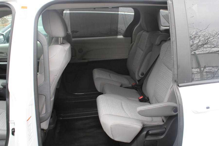 2023 Toyota Sienna LE FWD 8-Passenger (Natl), available for sale in BROOKLYN, New York | Deals on Wheels International Auto. BROOKLYN, New York 2023 Toyota Sienna LE FWD 8-Passenger (Natl), available for sale in BROOKLYN, New York | Deals on Wheels International Auto. BROOKLYN, New York