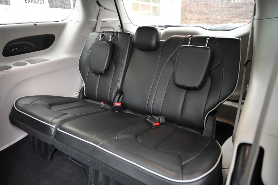 2022 Chrysler Pacifica Limited, available for sale in Waterbury, Connecticut | Highline Car Connection. Waterbury, Connecticut 2022 Chrysler Pacifica Limited, available for sale in Waterbury, Connecticut | Highline Car Connection. Waterbury, Connecticut