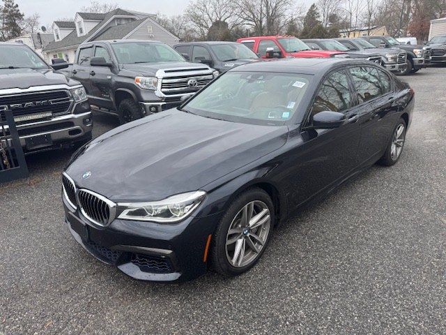 Used 2018 BMW 7 Series in Huntington Station, New York | Huntington Auto Mall. Huntington Station, New York