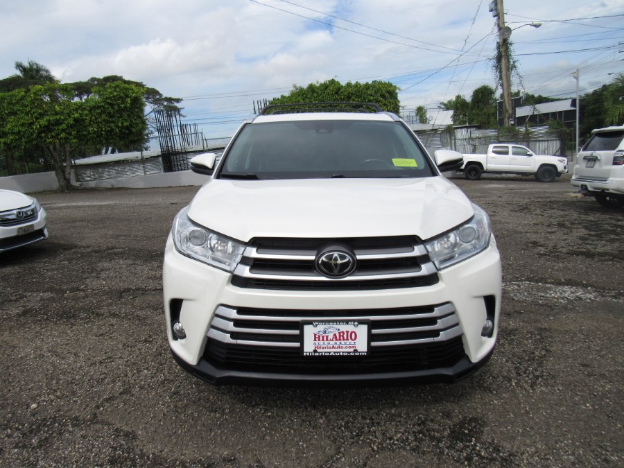 2019 Toyota Highlander XLE V6 AWD (Natl), available for sale in San Francisco de Macoris Rd, Dominican Republic | Hilario Auto Import. San Francisco de Macoris Rd, Dominican Republic 2019 Toyota Highlander XLE V6 AWD (Natl), available for sale in San Francisco de Macoris Rd, Dominican Republic | Hilario Auto Import. San Francisco de Macoris Rd, Dominican Republic