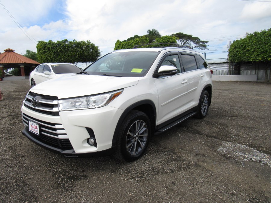 2019 Toyota Highlander XLE V6 AWD (Natl), available for sale in San Francisco de Macoris Rd, Dominican Republic | Hilario Auto Import. San Francisco de Macoris Rd, Dominican Republic 2019 Toyota Highlander XLE V6 AWD (Natl), available for sale in San Francisco de Macoris Rd, Dominican Republic | Hilario Auto Import. San Francisco de Macoris Rd, Dominican Republic