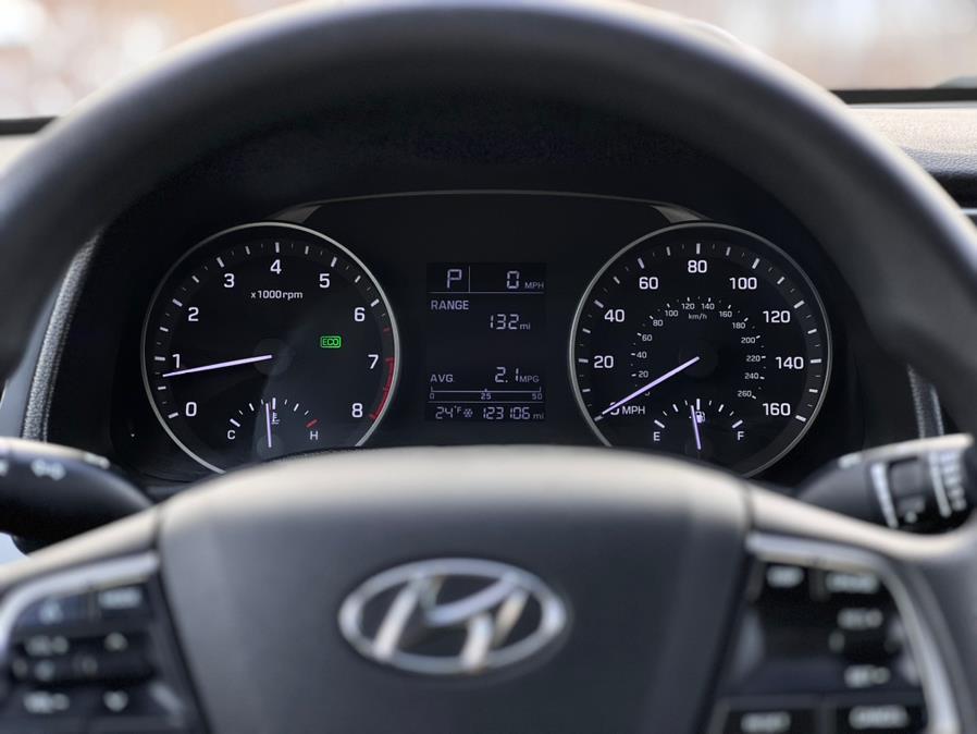 2018 Hyundai Elantra SE 2.0L Auto (Alabama), available for sale in Paterson, New Jersey | Speedway Motors LLC. Paterson, New Jersey 2018 Hyundai Elantra SE 2.0L Auto (Alabama), available for sale in Paterson, New Jersey | Speedway Motors LLC. Paterson, New Jersey