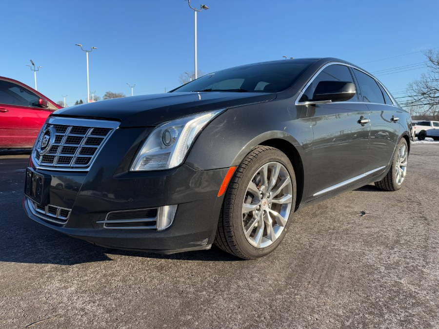 Used 2015 Cadillac XTS in Ortonville, Michigan | Marsh Auto Sales LLC. Ortonville, Michigan