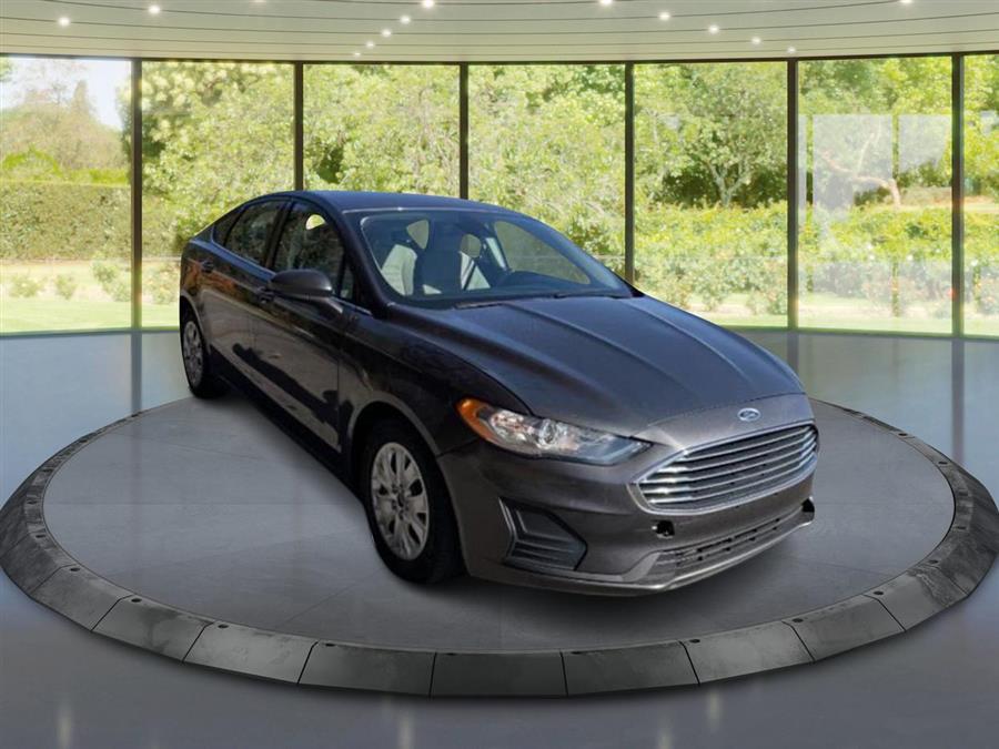 Used 2019 Ford Fusion in Yonkers, New York | Automax of Yonkers LLC.. Yonkers, New York