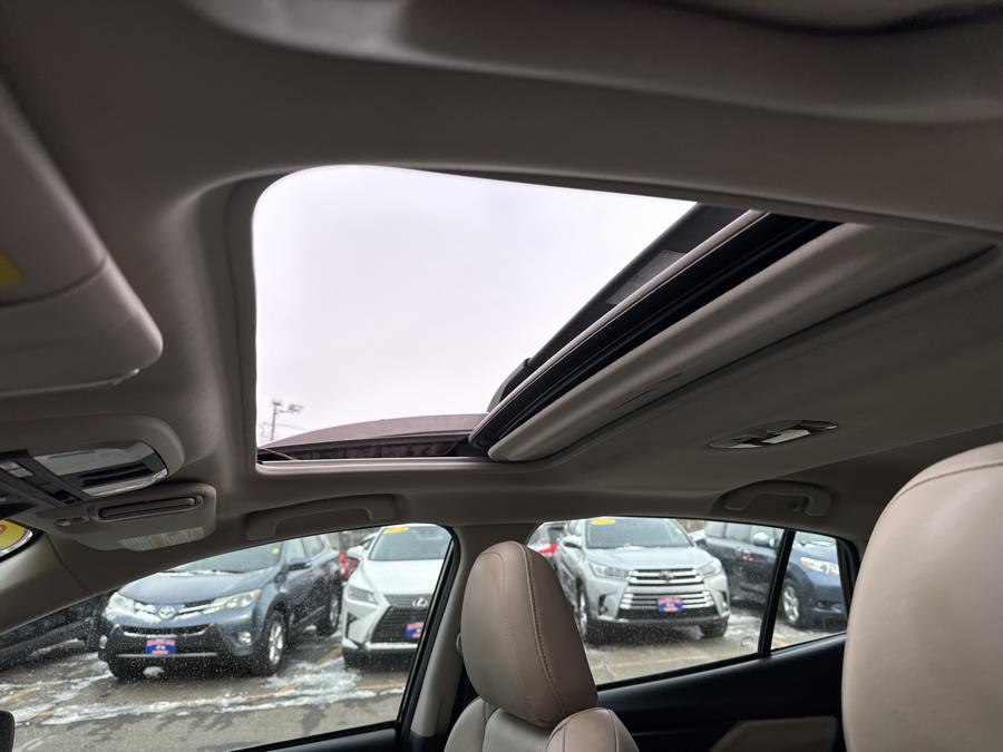 2017 Subaru Impreza 2.0i Limited 5-door CVT, available for sale in Waterbury, Connecticut | National Auto Brokers, Inc.. Waterbury, Connecticut 2017 Subaru Impreza 2.0i Limited 5-door CVT, available for sale in Waterbury, Connecticut | National Auto Brokers, Inc.. Waterbury, Connecticut