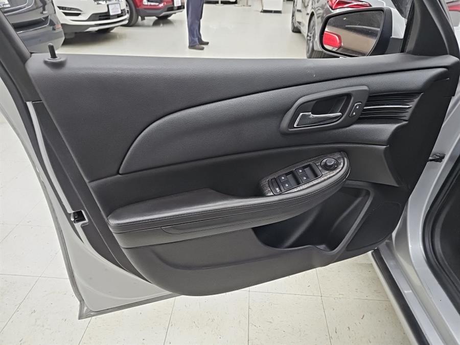 2014 Chevrolet Malibu 4dr Sdn LT w/1LT, available for sale in West Haven, Connecticut | Auto Fair Inc.. West Haven, Connecticut 2014 Chevrolet Malibu 4dr Sdn LT w/1LT, available for sale in West Haven, Connecticut | Auto Fair Inc.. West Haven, Connecticut