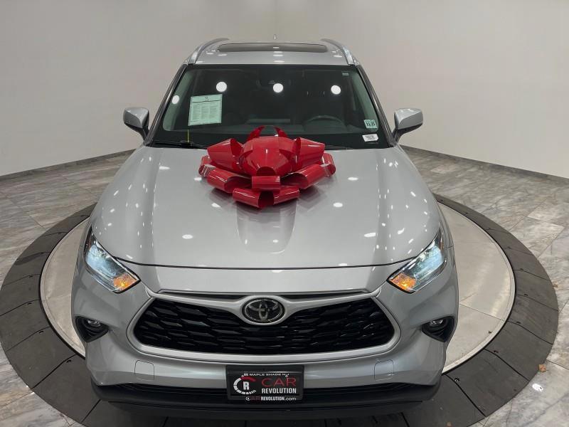 2021 Toyota Highlande Awd XLE, available for sale in Maple Shade, New Jersey | Car Revolution. Maple Shade, New Jersey 2021 Toyota Highlande Awd XLE, available for sale in Maple Shade, New Jersey | Car Revolution. Maple Shade, New Jersey
