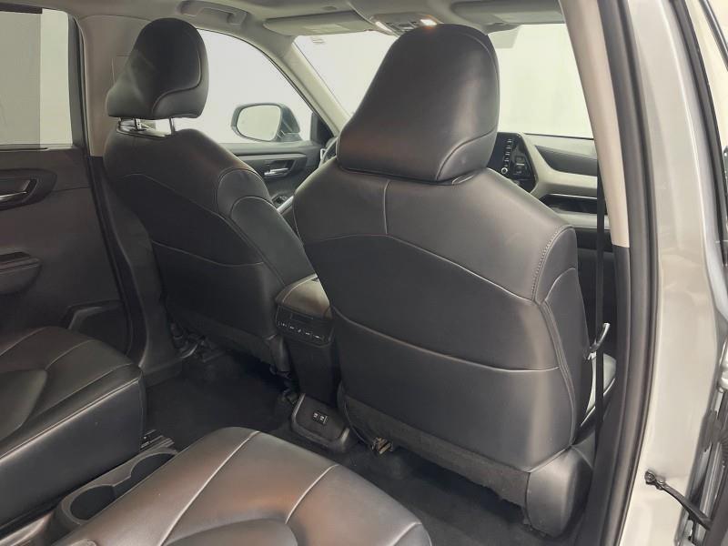 2021 Toyota Highlande Awd XLE, available for sale in Maple Shade, New Jersey | Car Revolution. Maple Shade, New Jersey 2021 Toyota Highlande Awd XLE, available for sale in Maple Shade, New Jersey | Car Revolution. Maple Shade, New Jersey