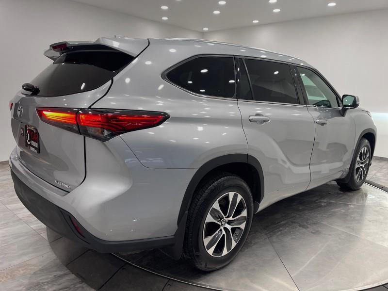 2021 Toyota Highlande Awd XLE, available for sale in Maple Shade, New Jersey | Car Revolution. Maple Shade, New Jersey 2021 Toyota Highlande Awd XLE, available for sale in Maple Shade, New Jersey | Car Revolution. Maple Shade, New Jersey